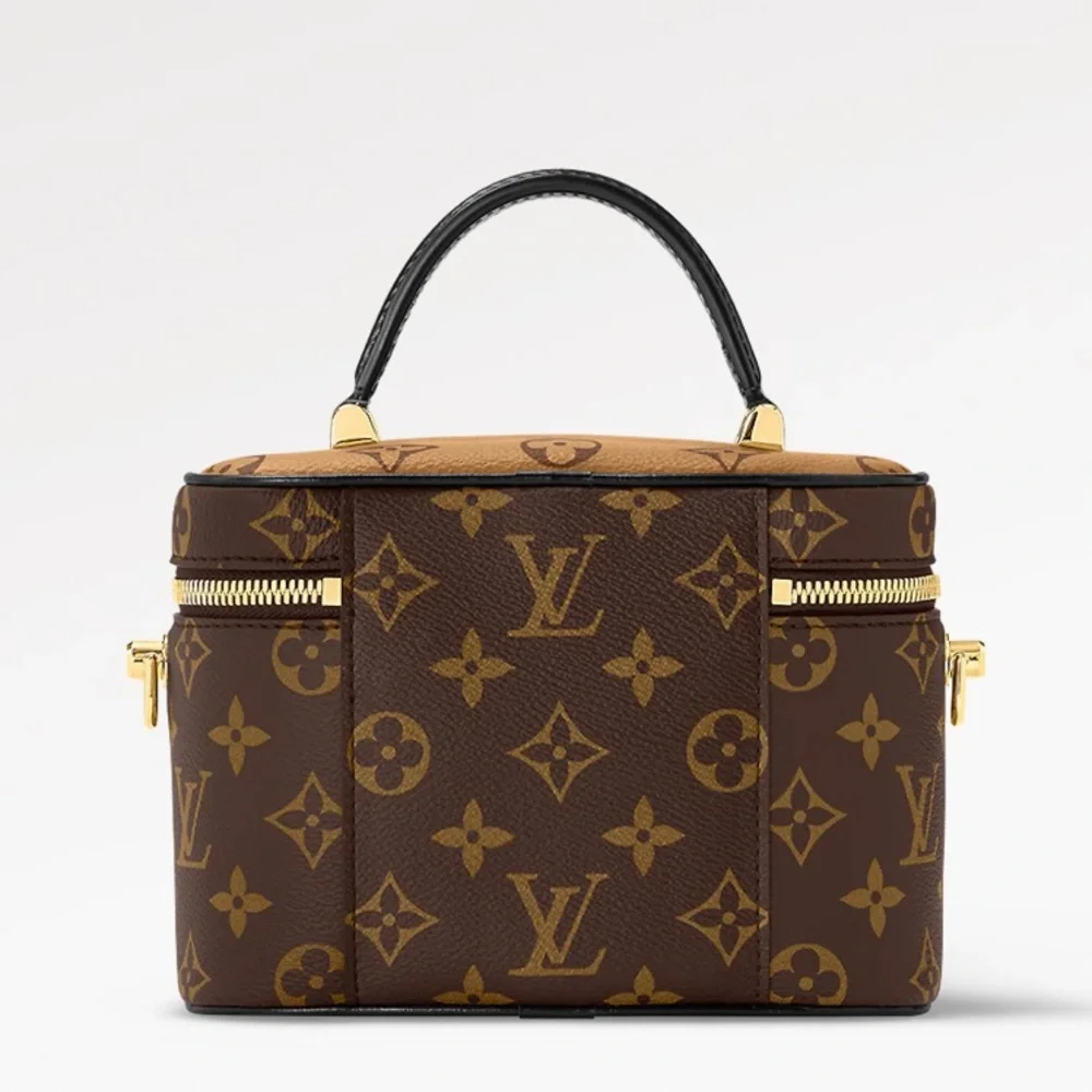 Authentic Louis Vuitton Monogram Vanity PM - Picture 4 of 16
